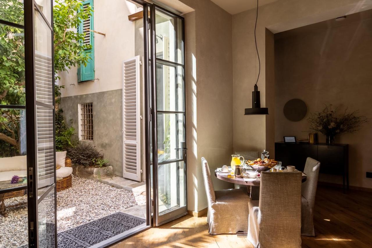 Oltrarno 1881 Apartments Firenze Bagian luar foto