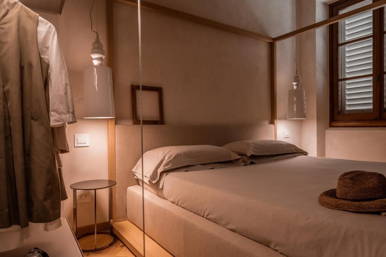 Oltrarno 1881 Apartments Firenze Bagian luar foto